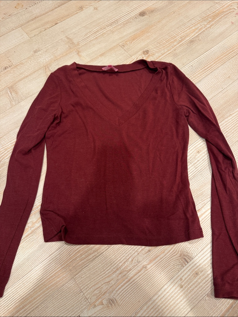 Edikted Women’s V-Neck Long Sleeve Top - Wine